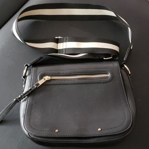 Gap crossbody bag. Black